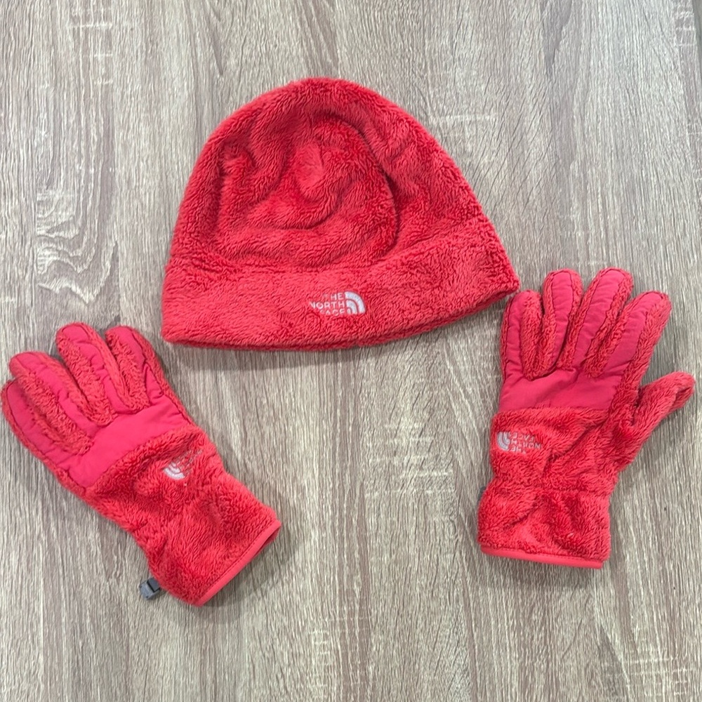 The North Face Red and Pink Fleece Gloves